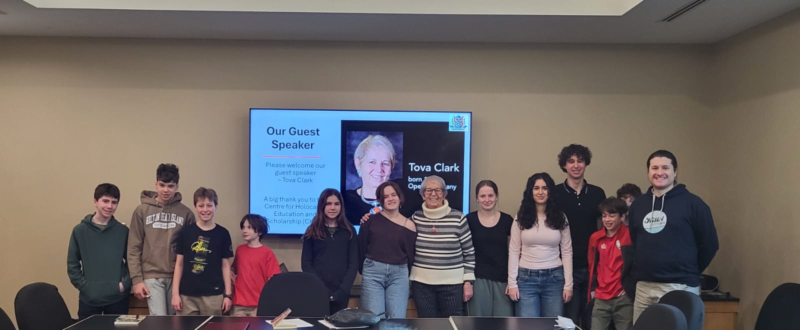 TeenShemet students with guest speaker Tova Clark after a learning session